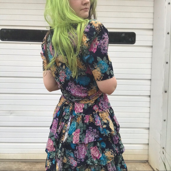 Vintage 80s floral dress - Picture 3 of 4